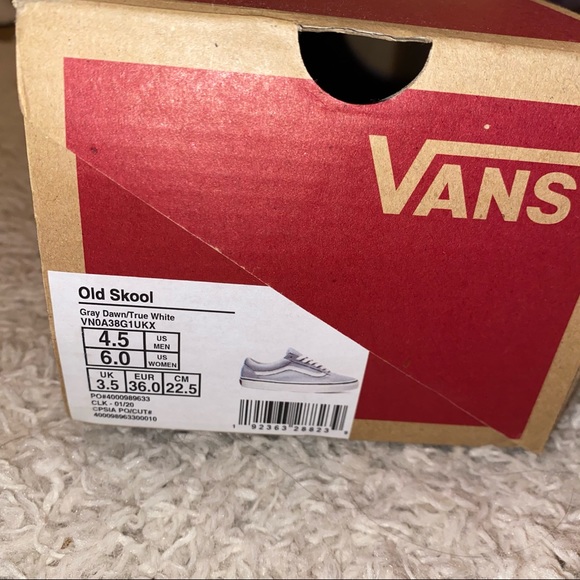 Vans - Picture 6 of 6